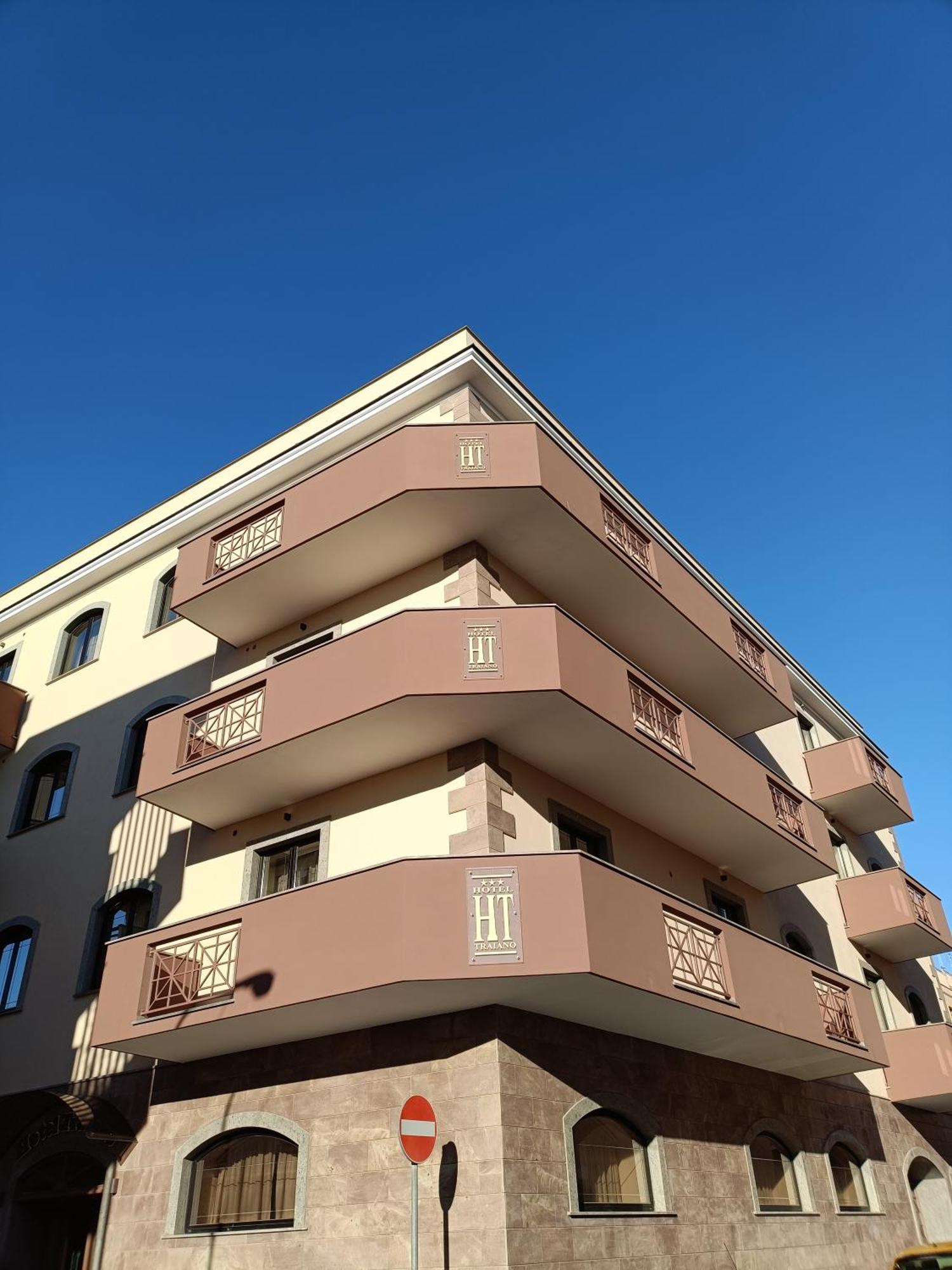Hotel Traiano Civitavecchia Exterior foto